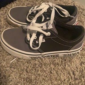 Boys shoes